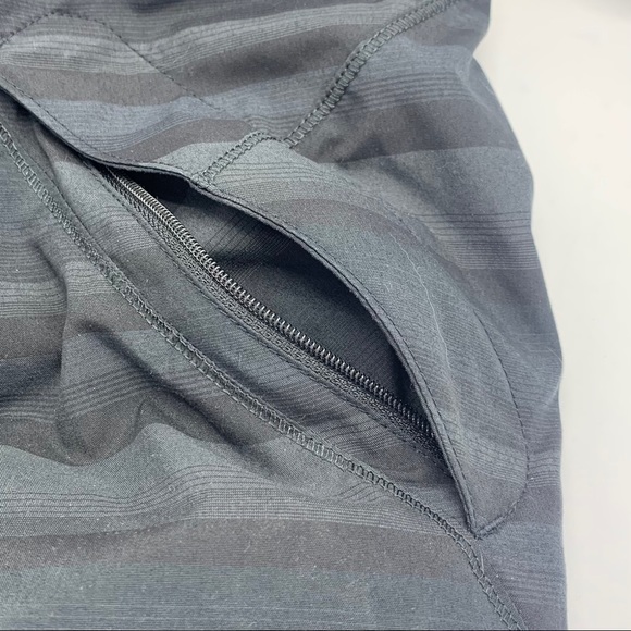 Lululemon black & Gray stripped hooded jacket 4 - Picture 5 of 10